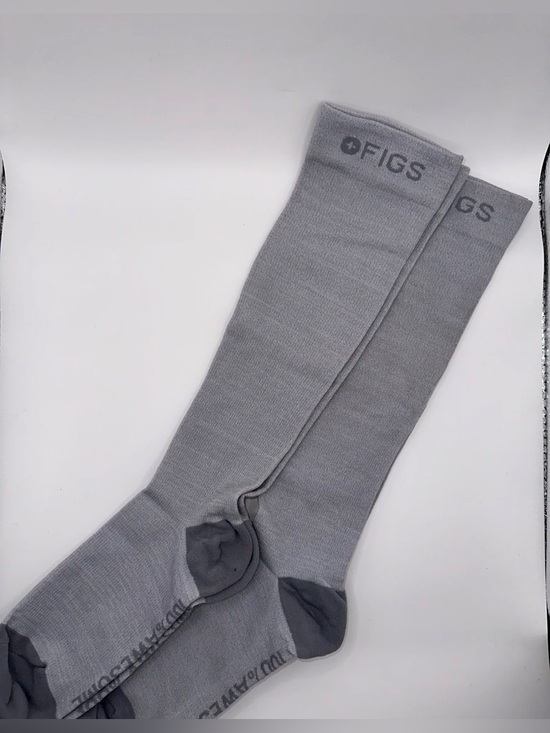 Figs Other - FIGS Men's Light Gray Knee-High Compression Socks